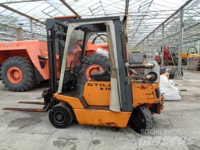 Still R70-20 Dieselmotviktstruckar