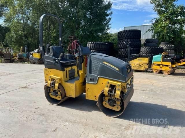 Bomag BW 100 AD M-5 Tvåvalsvältar