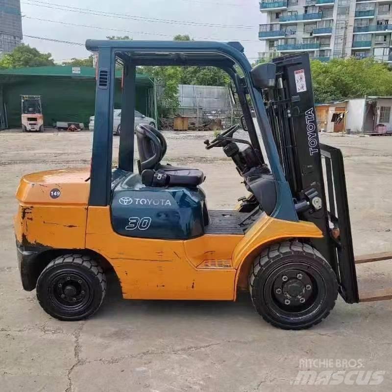 Toyota FD 30 Dieselmotviktstruckar