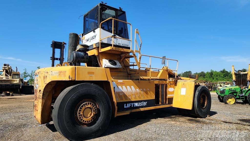 Fantuzzi MJ450H4 Teleskopbomtruckar (Sträckstaplare)