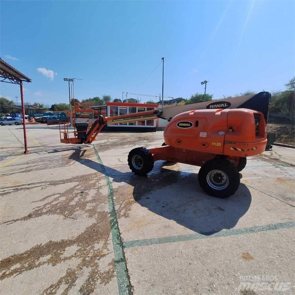 JLG 460SJ Teleskop bomliftar