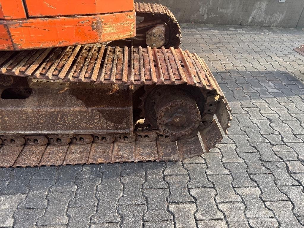 Hitachi EX 60 Minigrävare < 7t