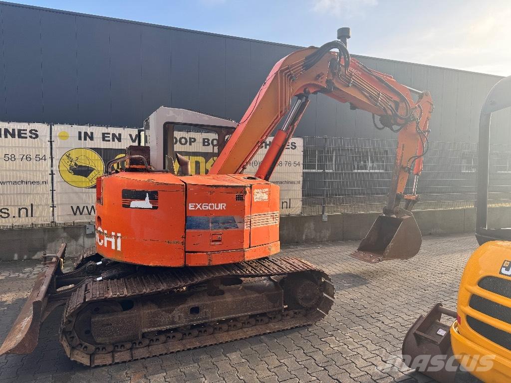 Hitachi EX 60 Minigrävare < 7t