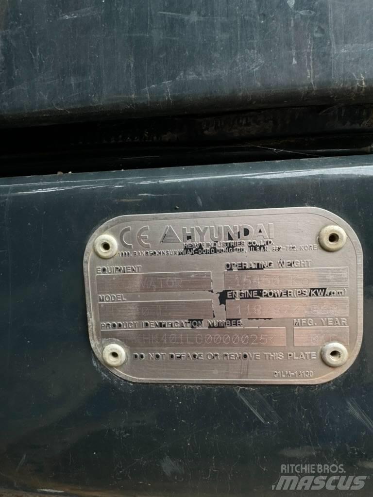 Hyundai HX 140L Bandgrävare