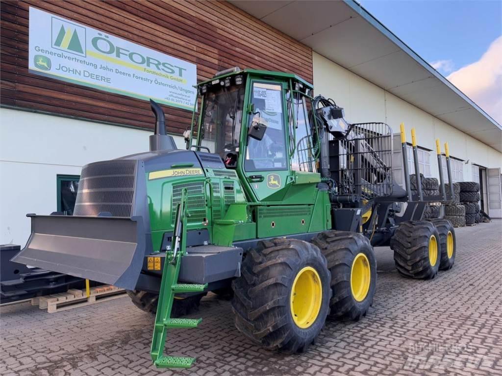John Deere 1110 G Skotare