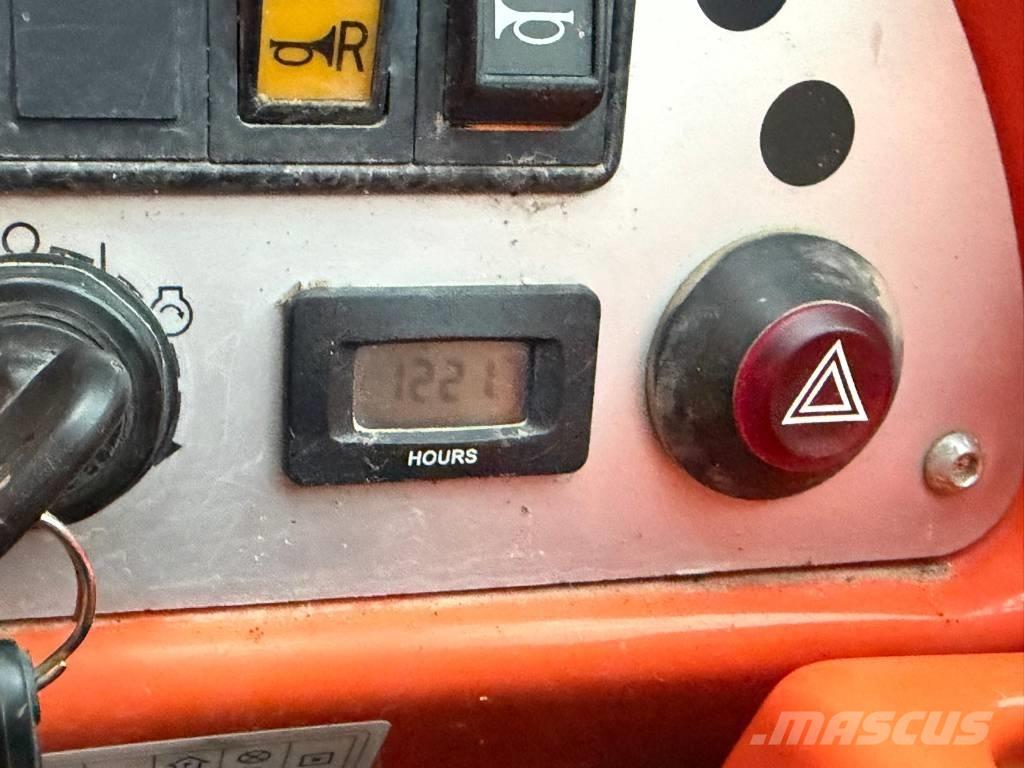 Ausa T 144 H Teleskoplastare