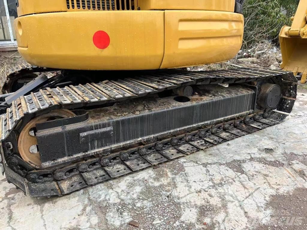 CAT 303c Minigrävare < 7t