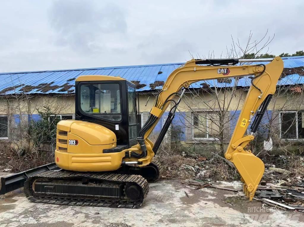 CAT 303c Minigrävare < 7t