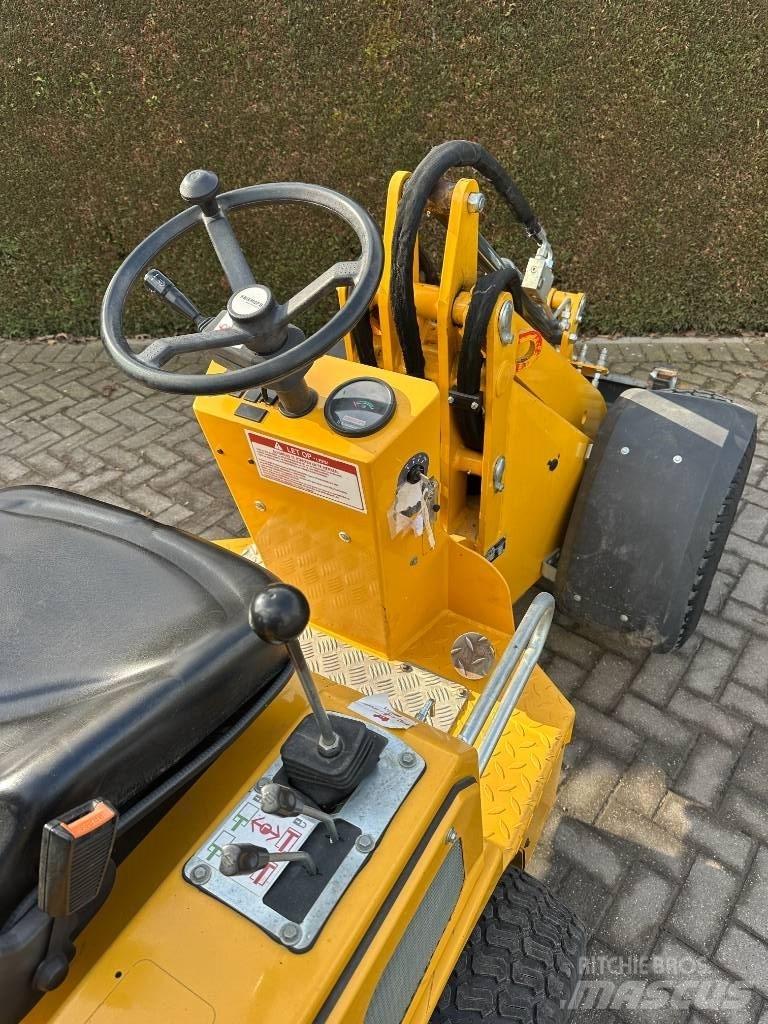 Knikmops KM 130 Kompaktlastare