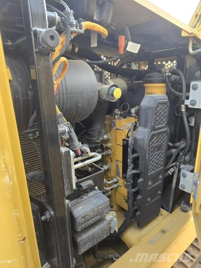 CAT 306 Minigrävare < 7t