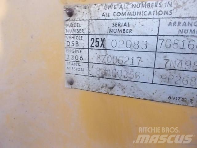 CAT D 5 B Bandschaktare