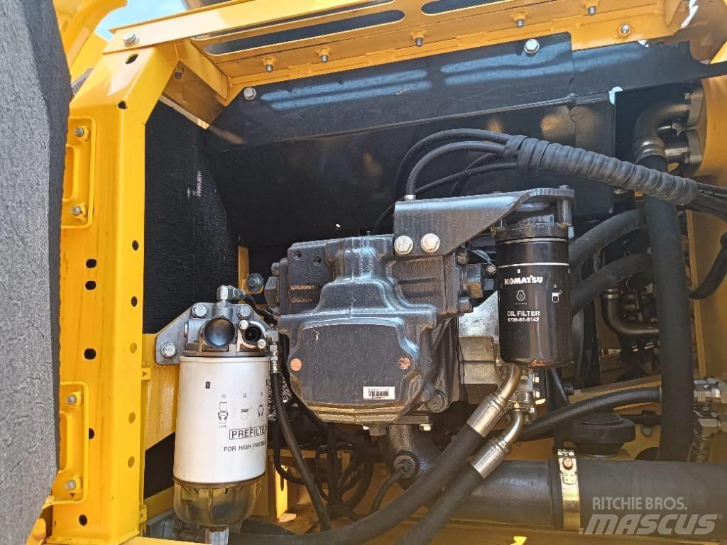 Komatsu PC 240 LC-8 Bandgrävare