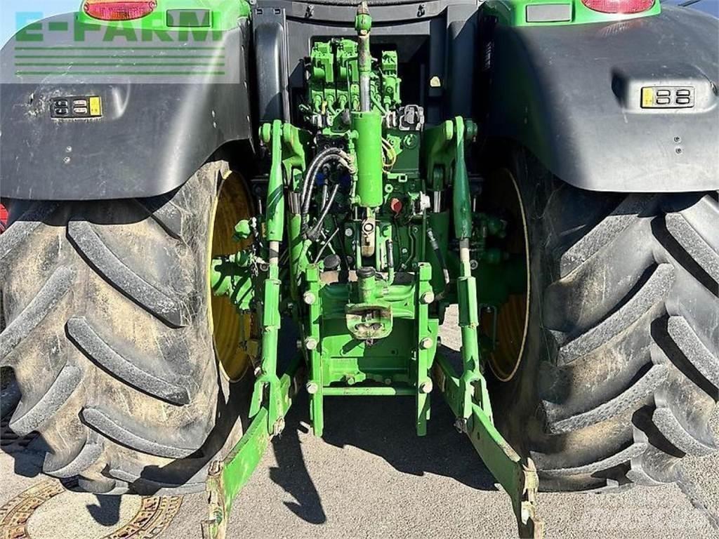 John Deere 6215r Traktorer