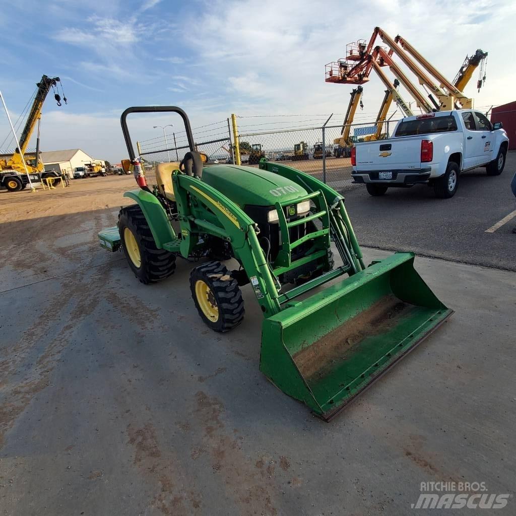 John Deere 3203 Kompakttraktorer