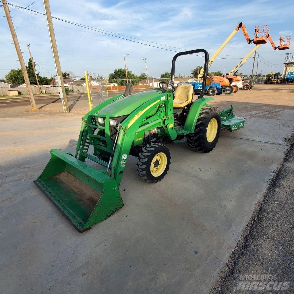 John Deere 3203 Kompakttraktorer