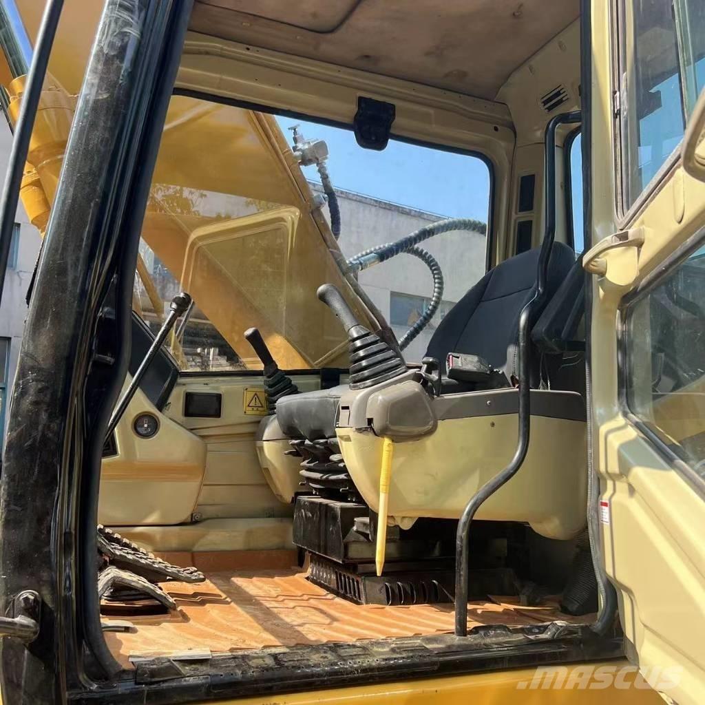 CAT 320 B Bandgrävare
