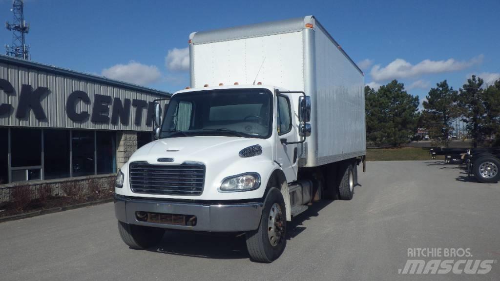 Freightliner M2 106 Skåpbilar