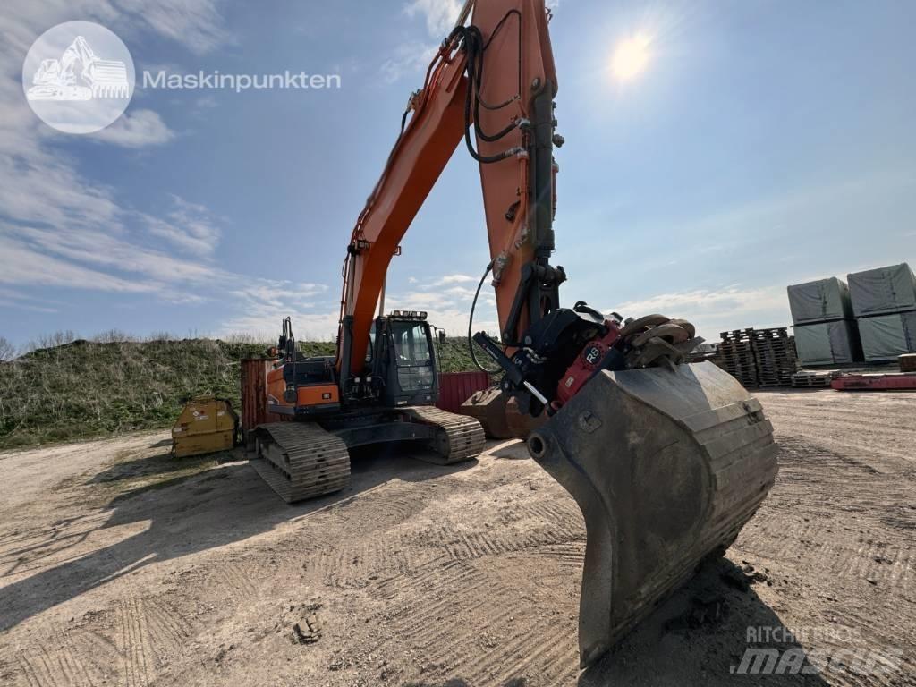 Doosan DX 255 LC-5 Bandgrävare