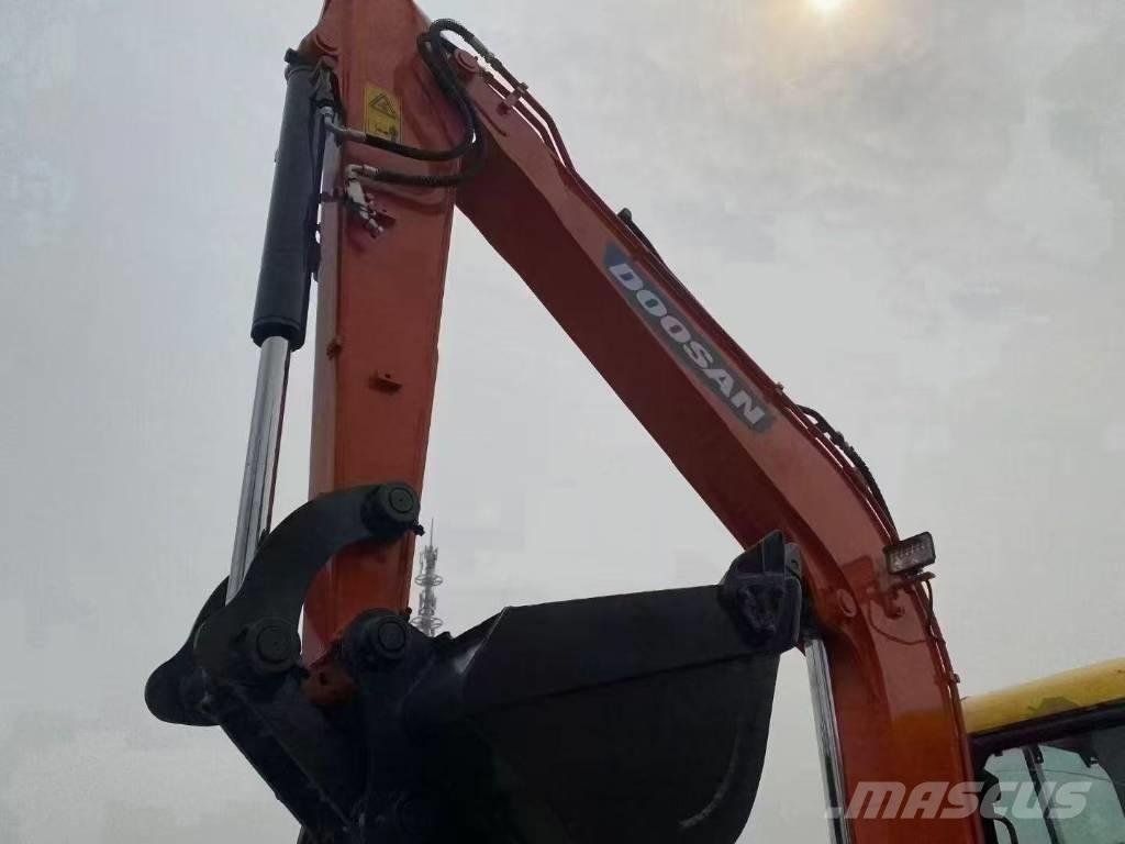 Doosan DX 60 Bandgrävare