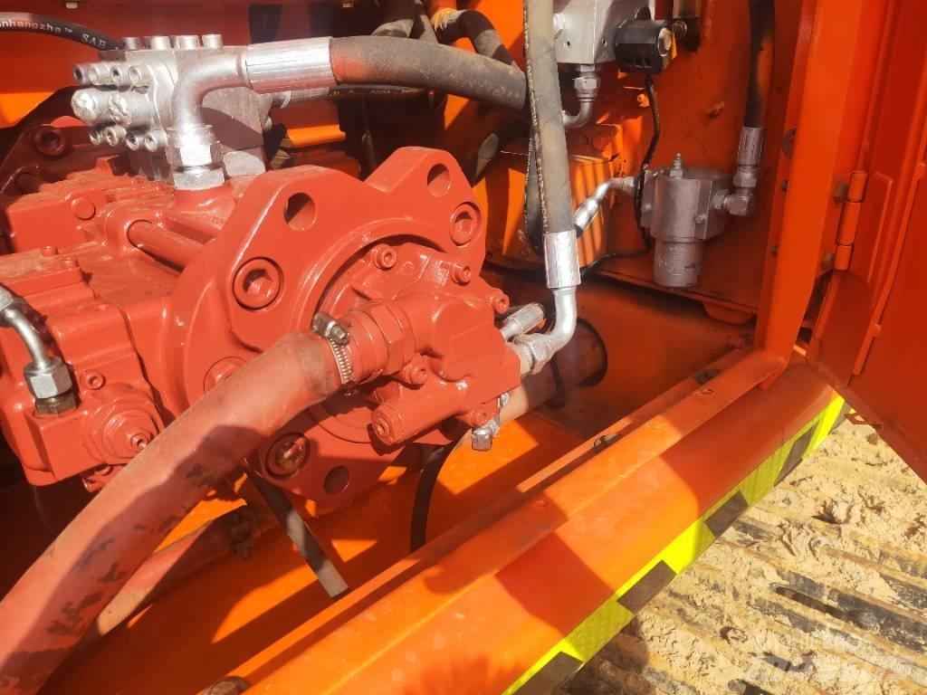 Doosan DH220LC-7 Bandgrävare
