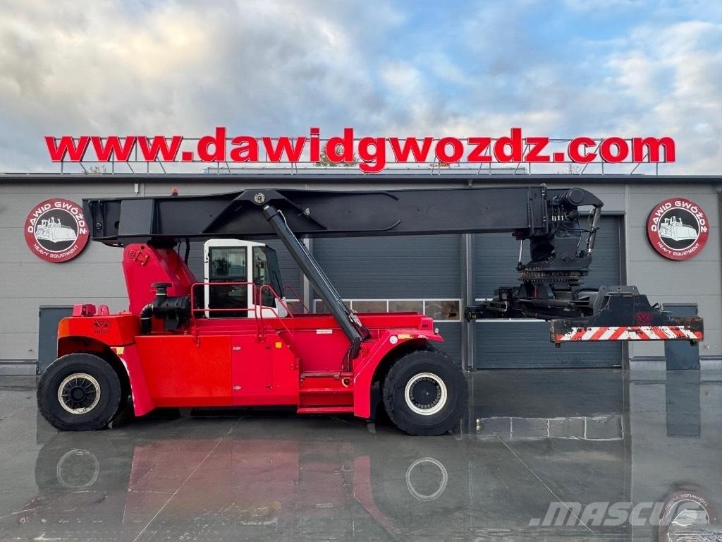CVS Ferrari F465 Reachstackers