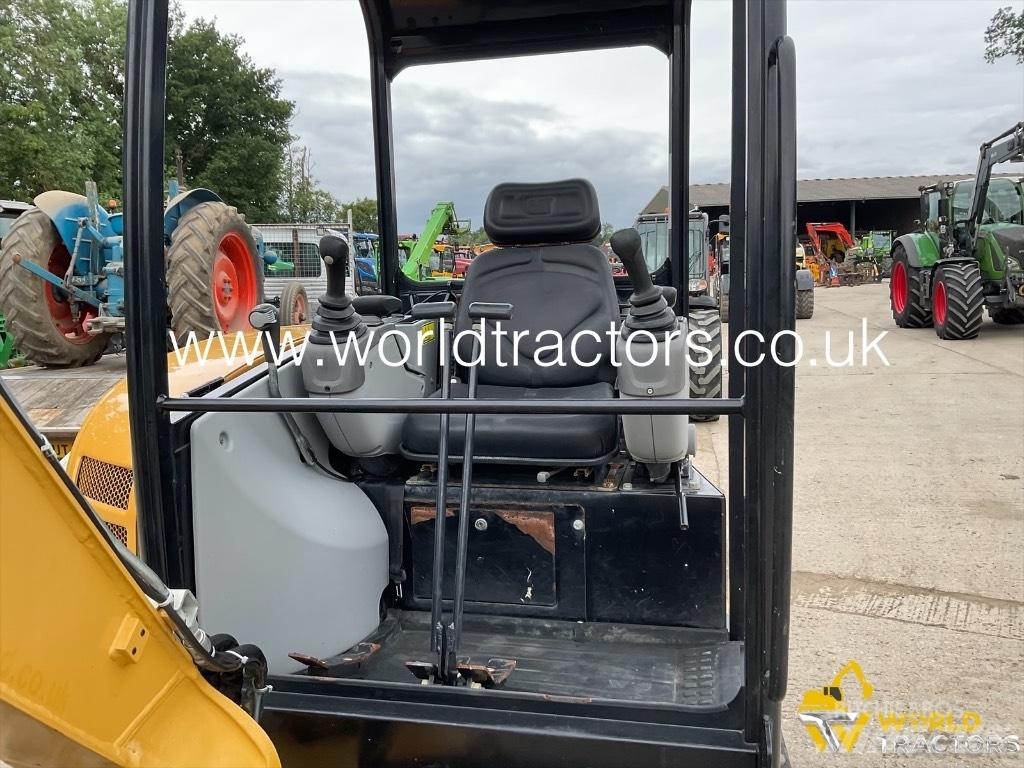 CAT 302.7 D CR Minigrävare < 7t