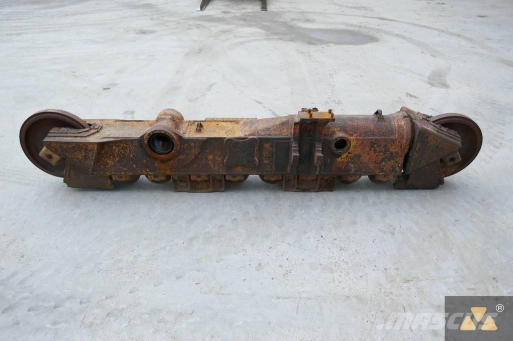 CAT 261-3082 Däck, hjul och fälgar