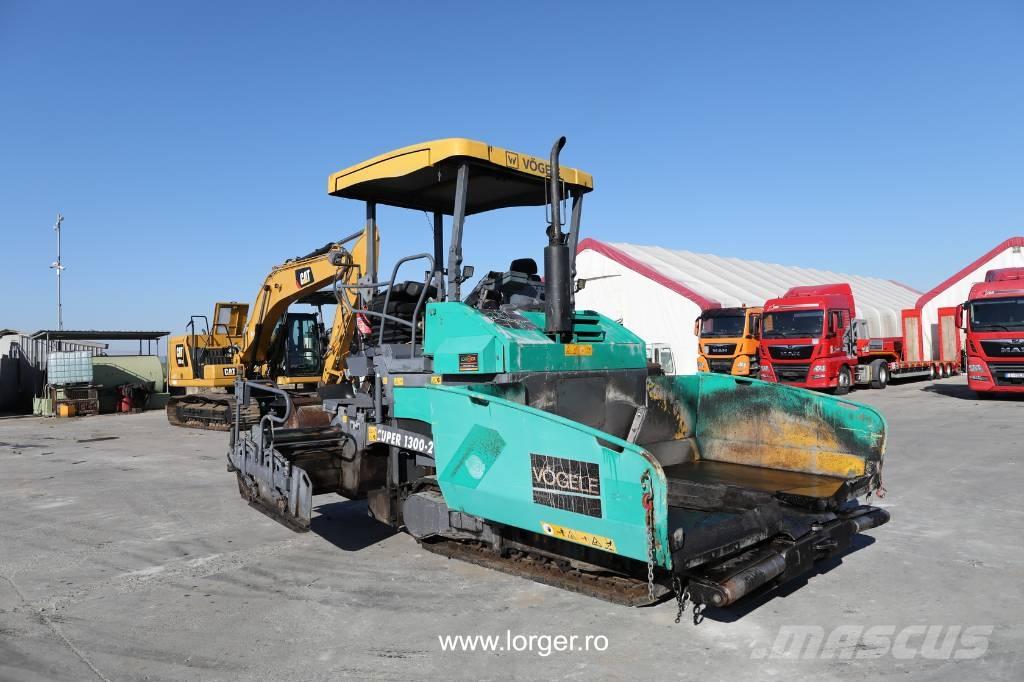 Vögele Super 1300-2 Asfaltsläggningsmaskiner