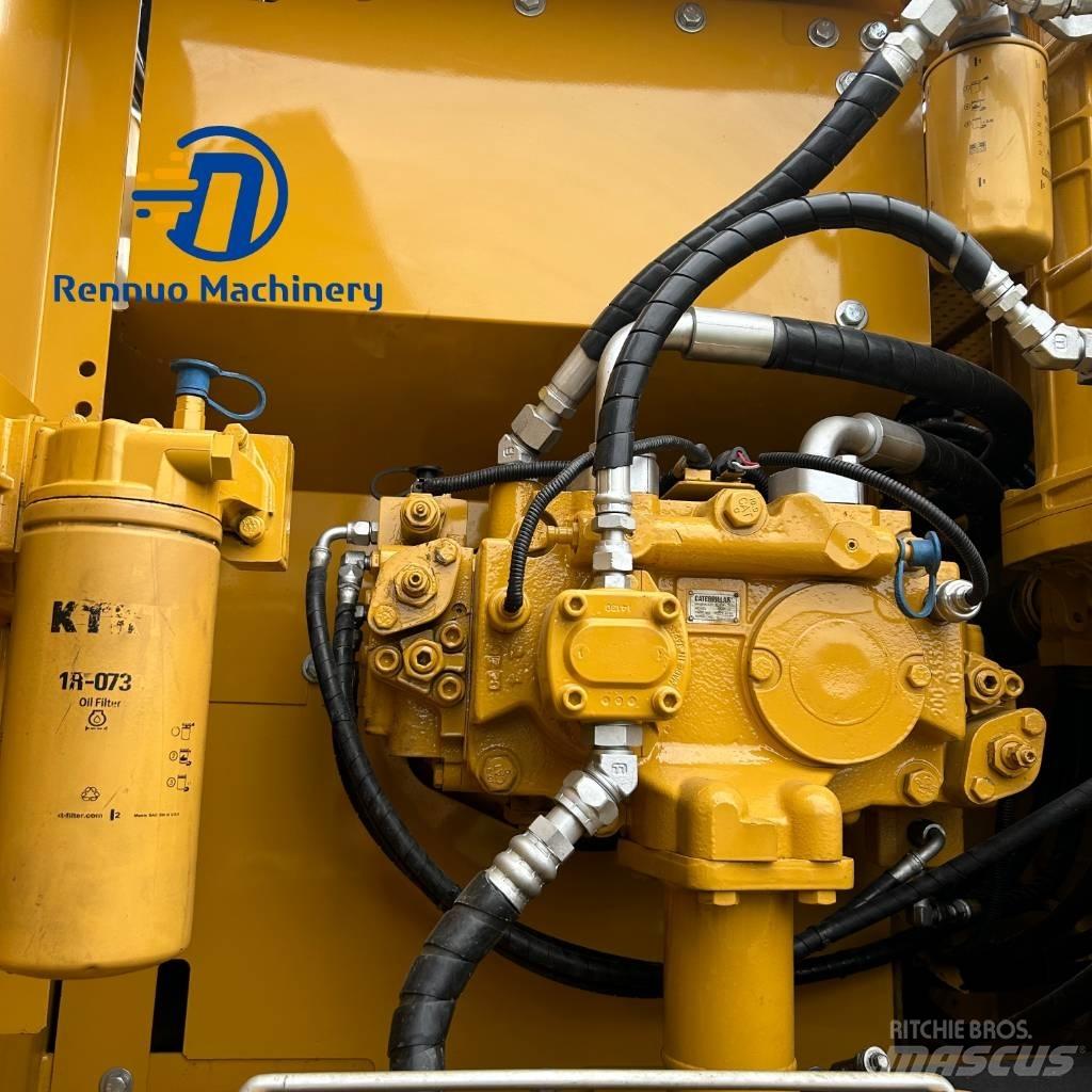CAT 320D2 Bandgrävare