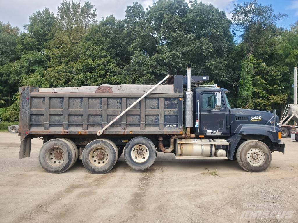 Mack CL713 Tippbilar