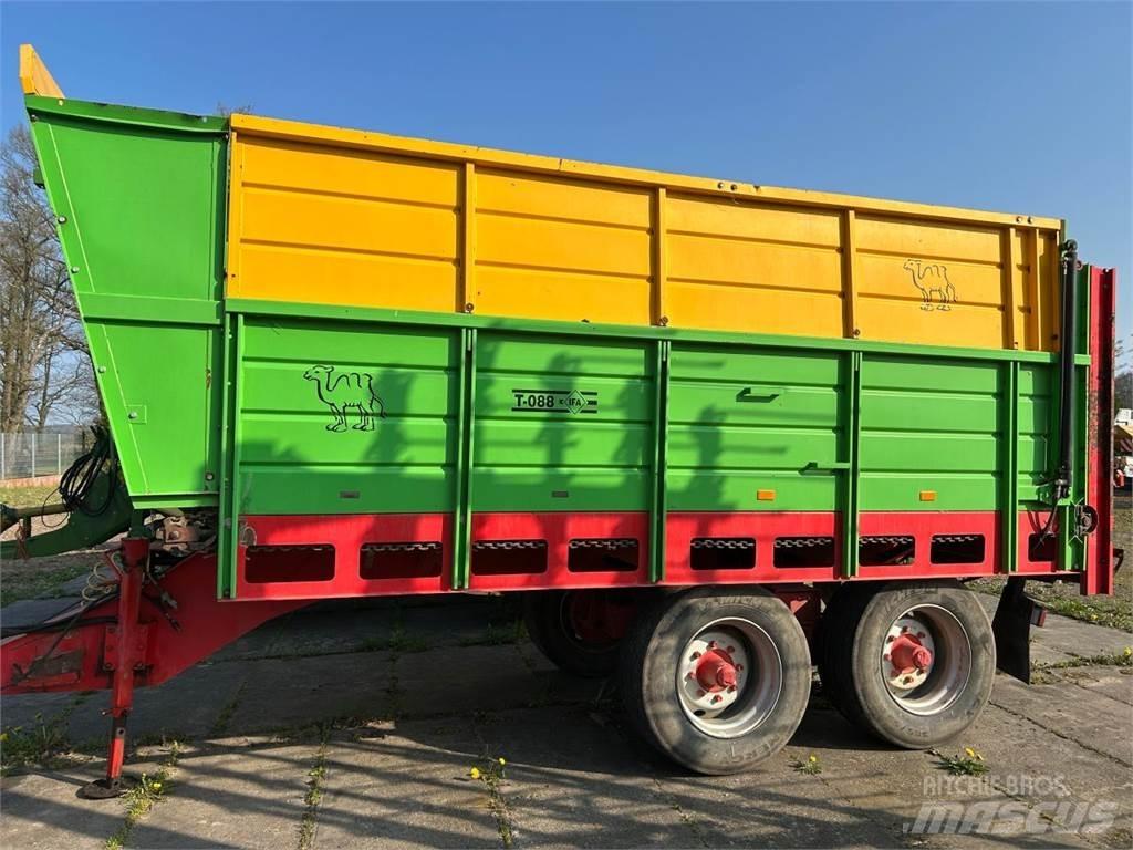 Fortschritt T 088 Fast- och kletgödselspridare