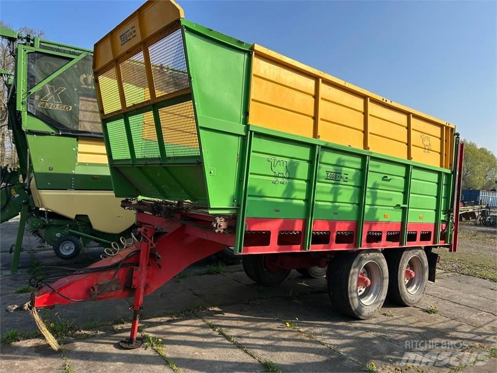 Fortschritt T 088 Fast- och kletgödselspridare