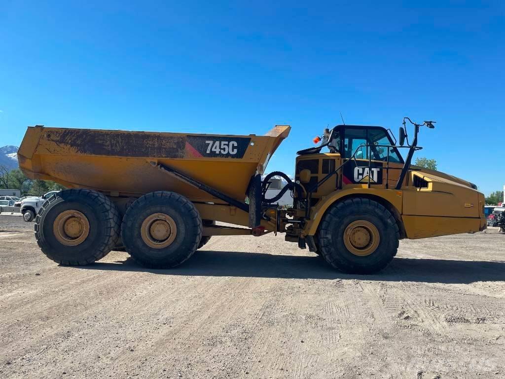 CAT 745 C Midjestyrd dumper