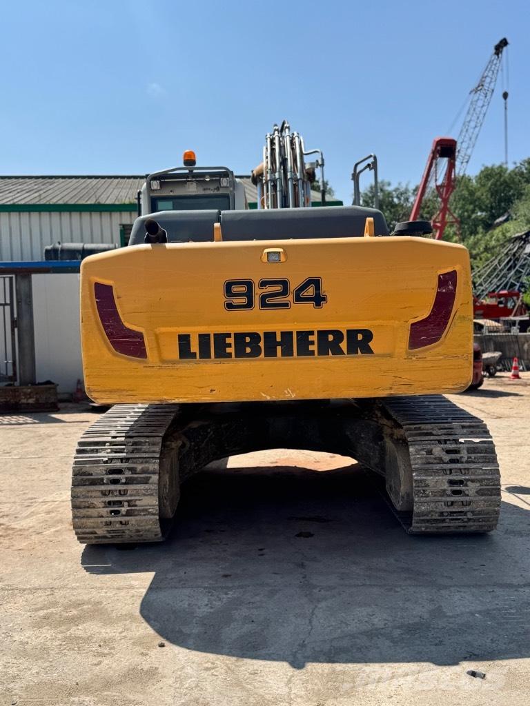 Liebherr 924 Bandgrävare