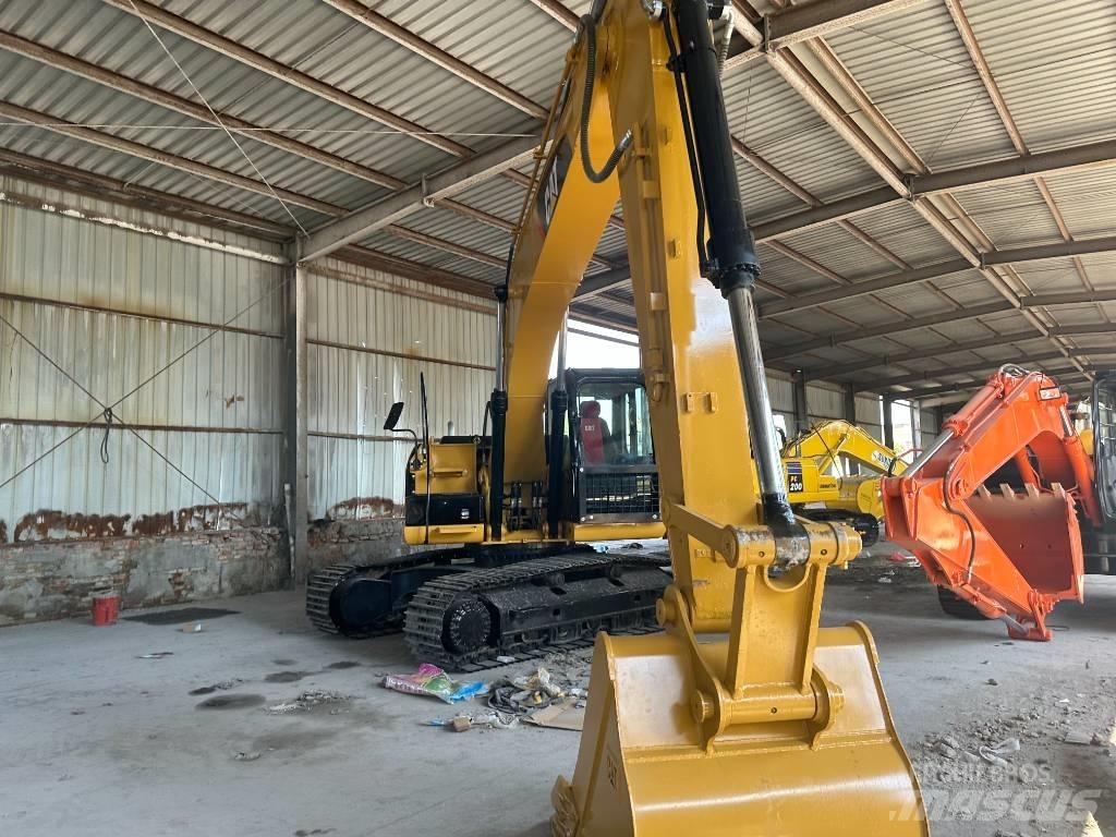 CAT 320 D Bandgrävare