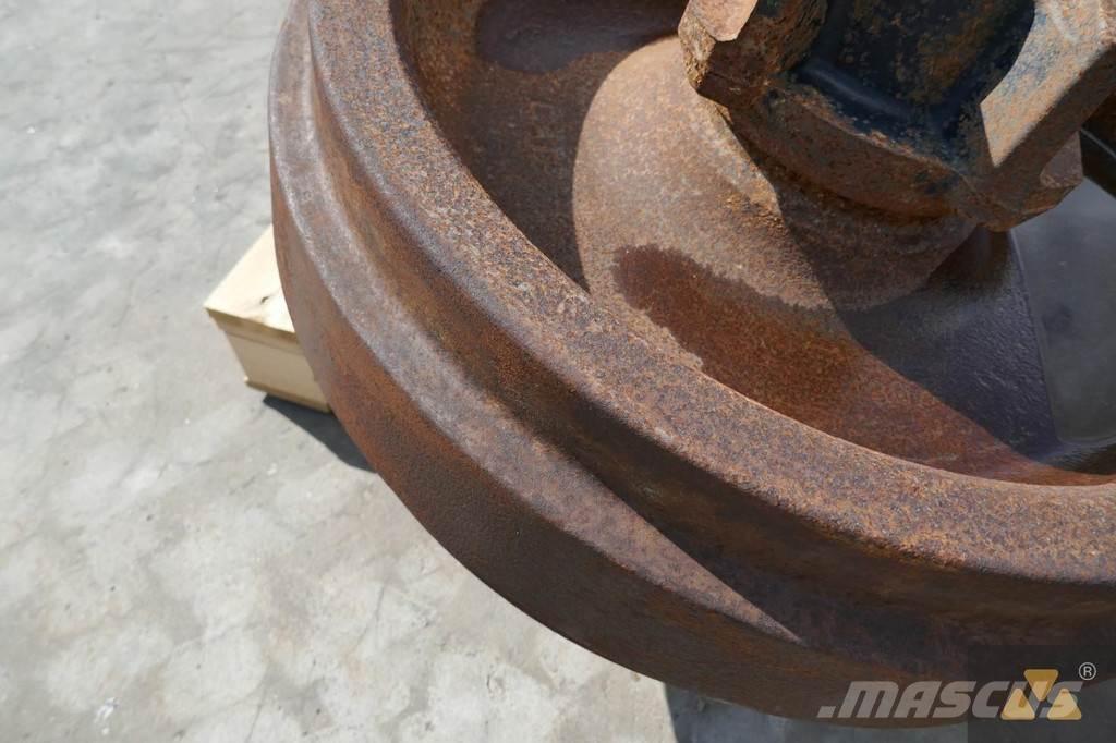 CAT 357-7560 Däck, hjul och fälgar