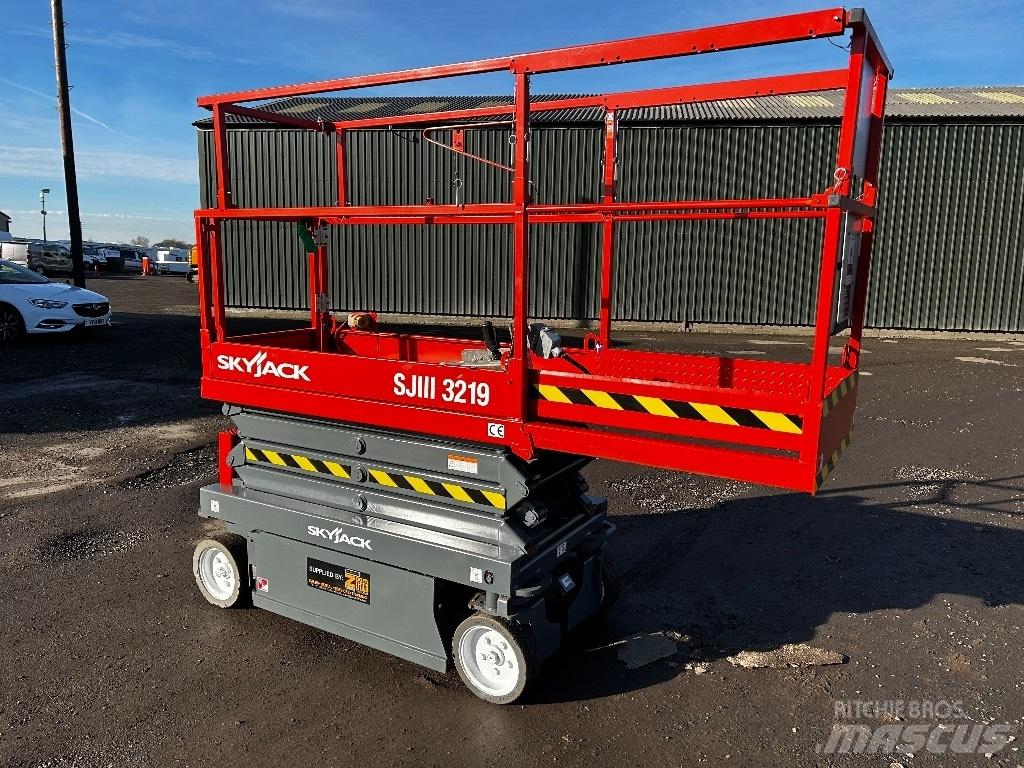 SkyJack SJ 3219 Saxliftar