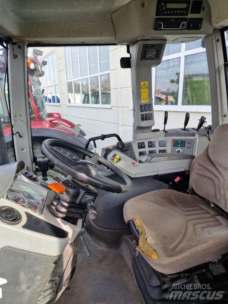 CLAAS Arion 640 Traktorer
