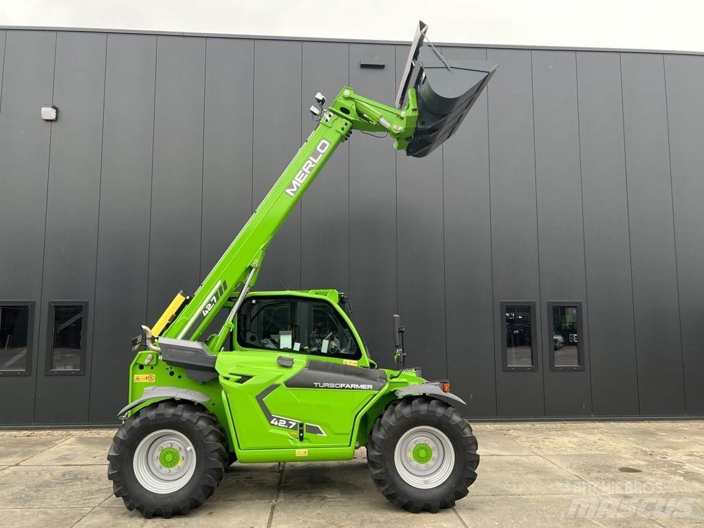 Merlo TF42.7TT-136 Teleskoplastare