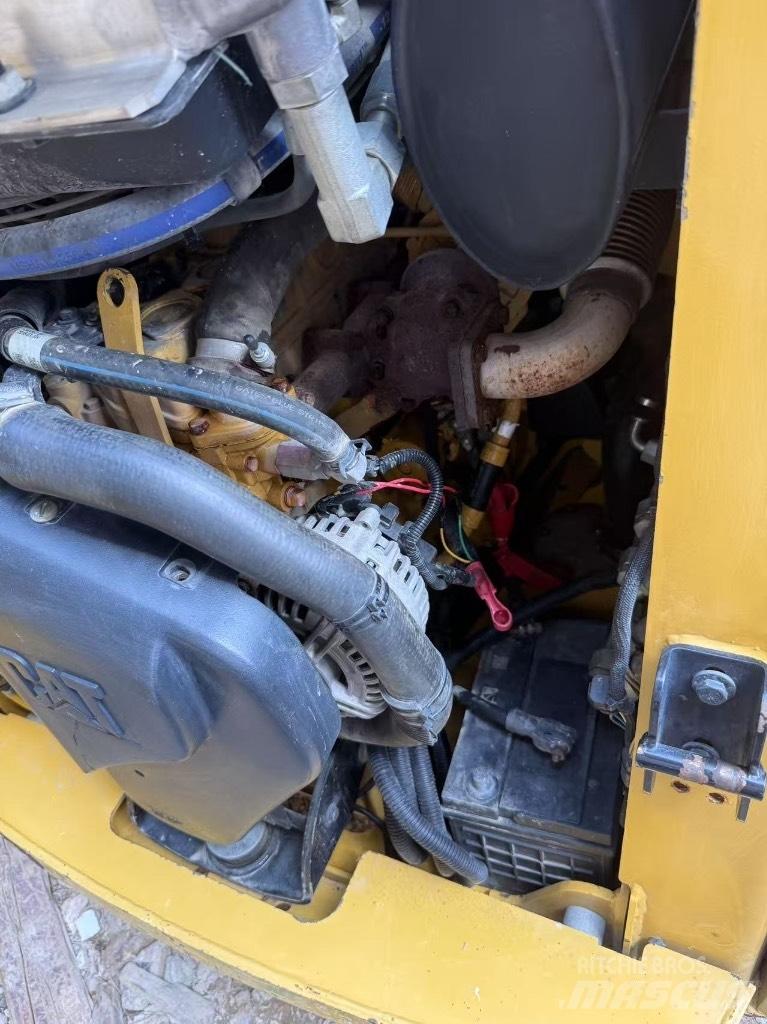 CAT 226 B 3 Kompaktlastare