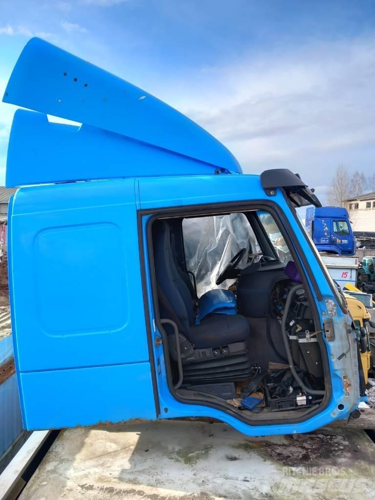 Volvo FM 9.320 Hytter och interiör