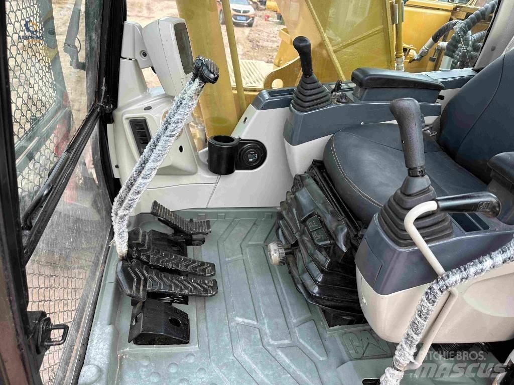 CAT 320 C L Bandgrävare