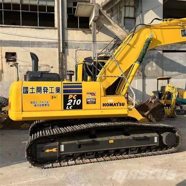 Komatsu PC 210 Bandgrävare