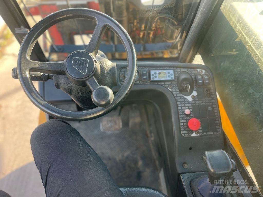 JCB TLT 35 D / 4x4 Teleskoplastare