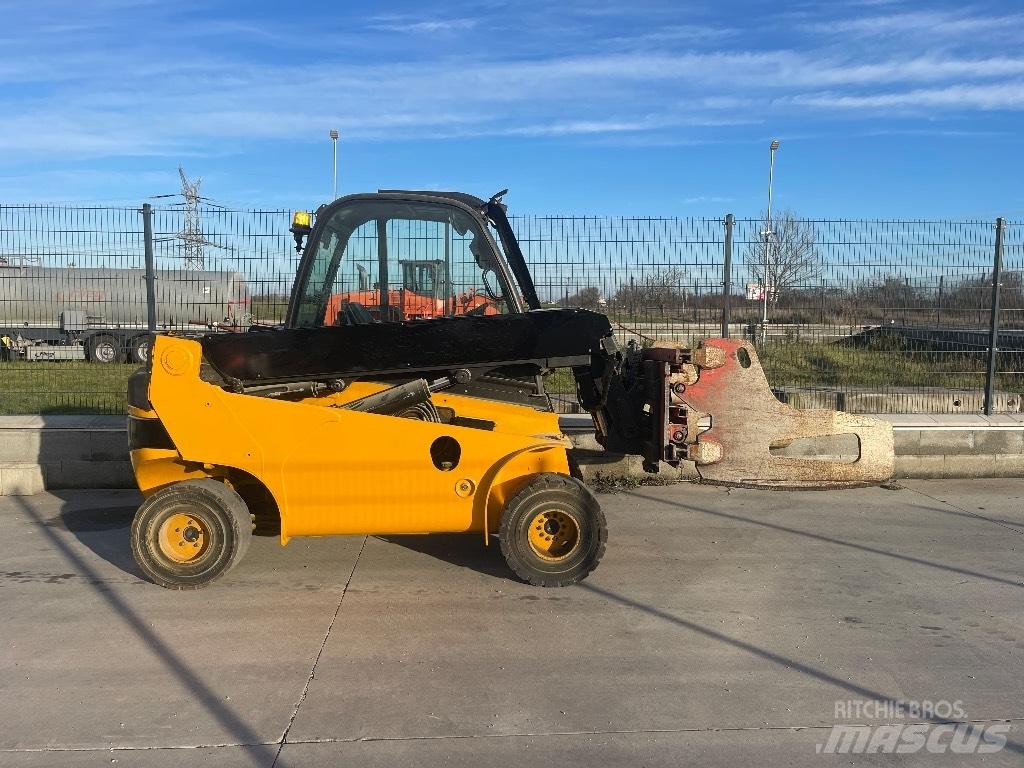 JCB TLT 35 D / 4x4 Teleskoplastare