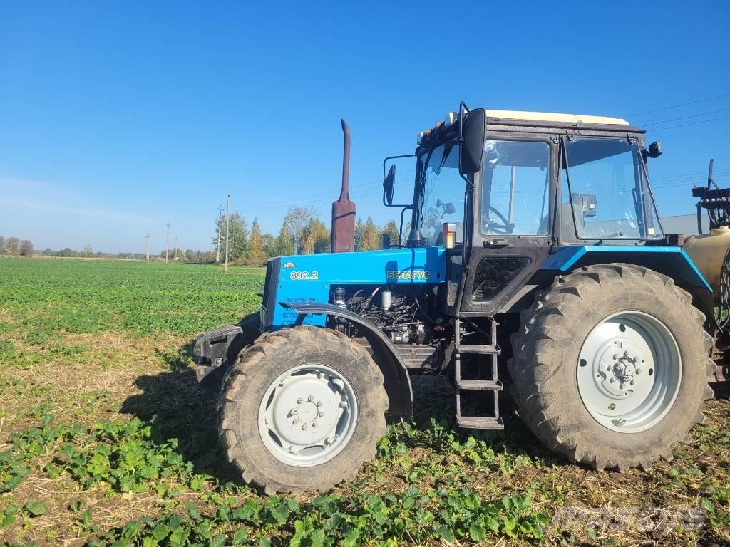 Belarus MTZ 892 Traktorer
