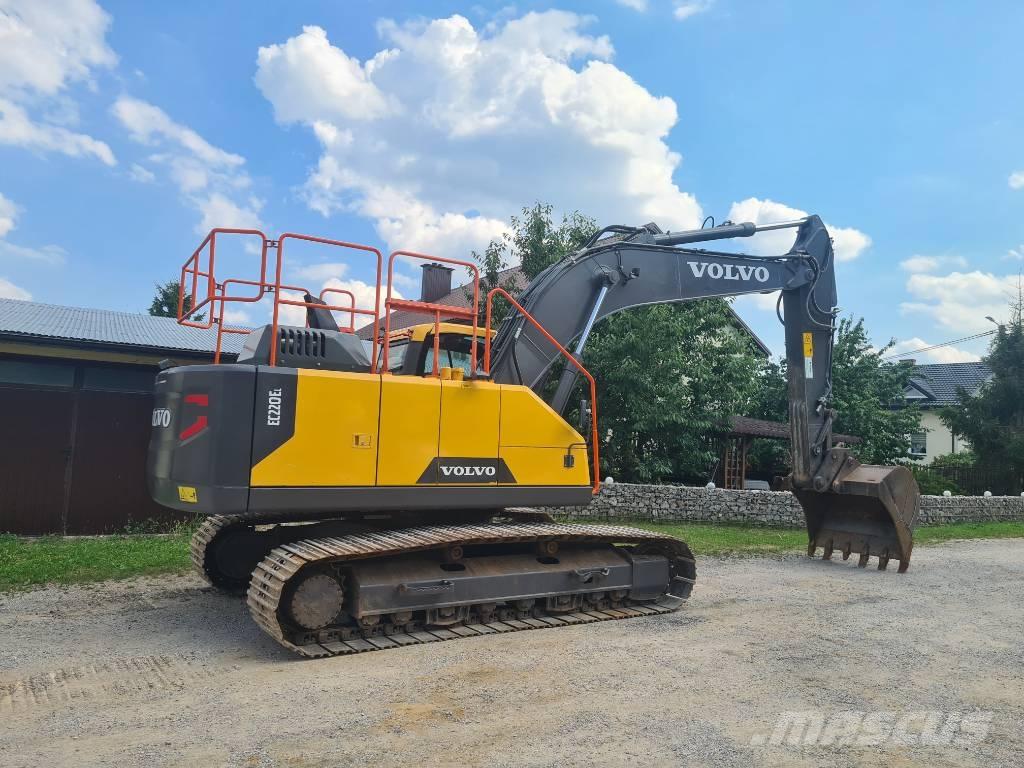 Volvo EC 220 E Bandgrävare