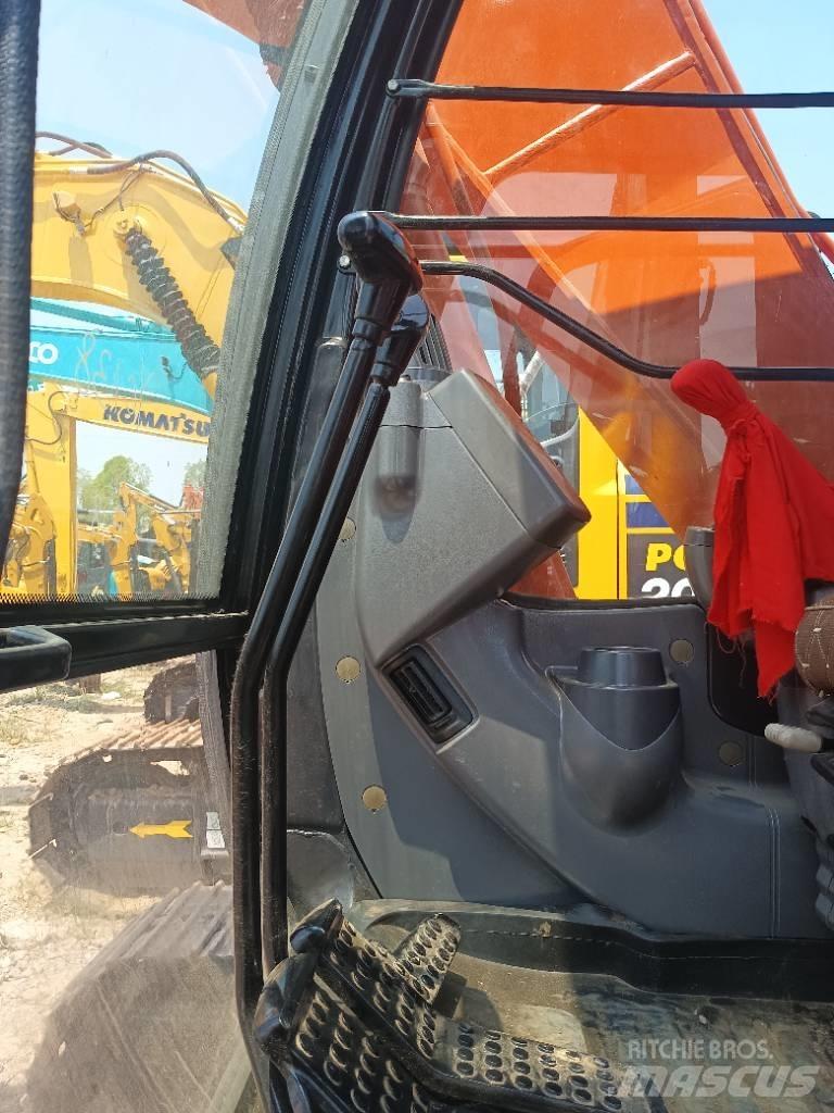 Hitachi ZX 120 Midigrävmaskiner 7t - 12t