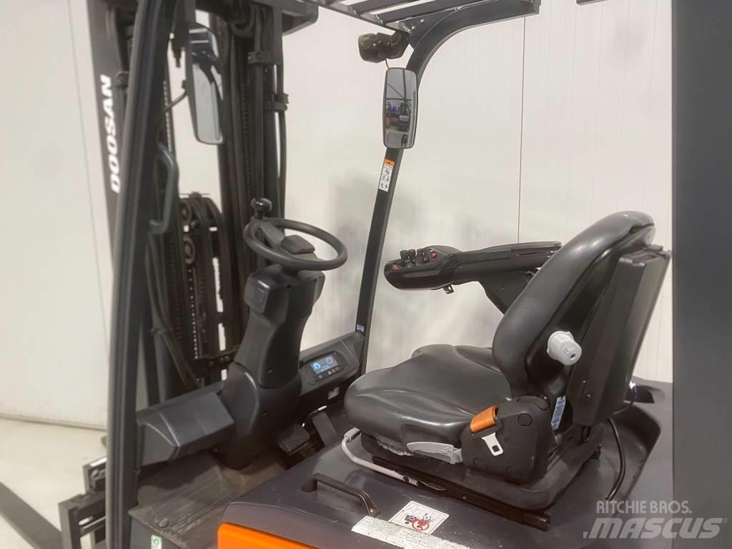 Doosan B18X-7 Elmotviktstruckar