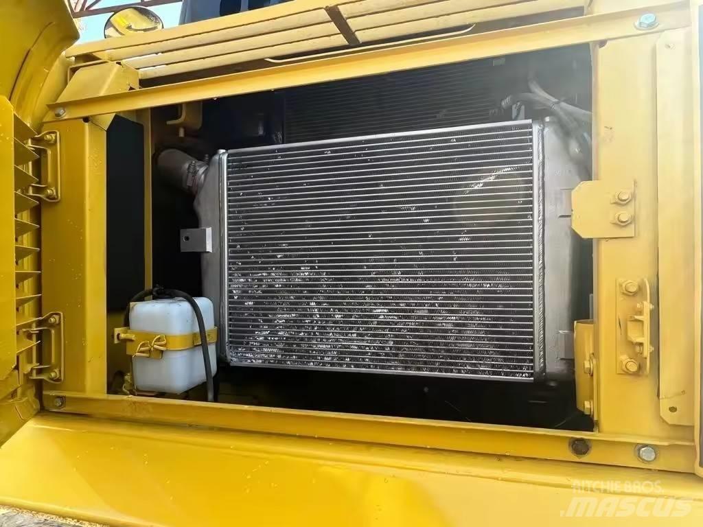 Komatsu PC 300 Bandgrävare